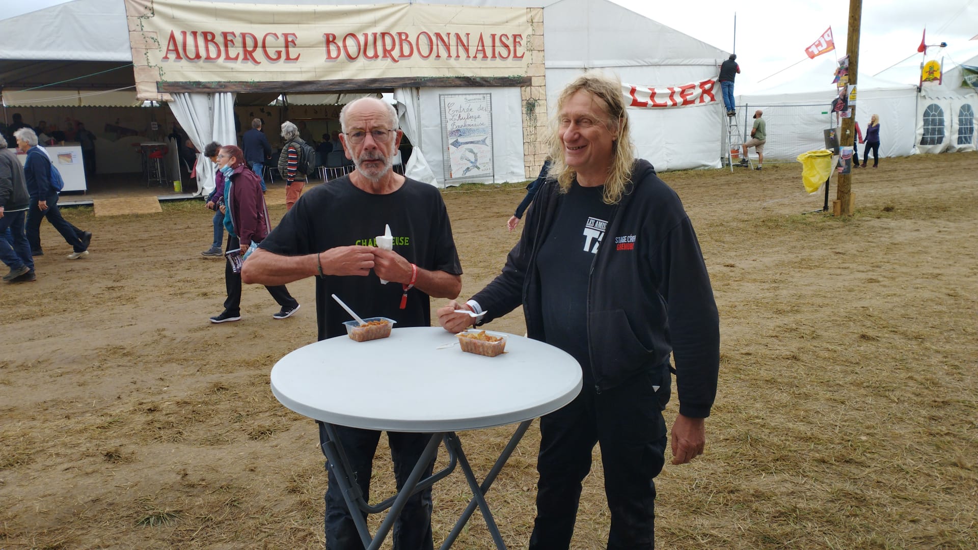 Le bar de la guinguette